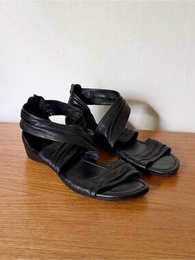 Ecco Boullion Black Ruched Leather Gladiator Sandals